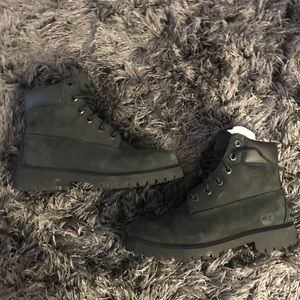 Women’s timberlands boots